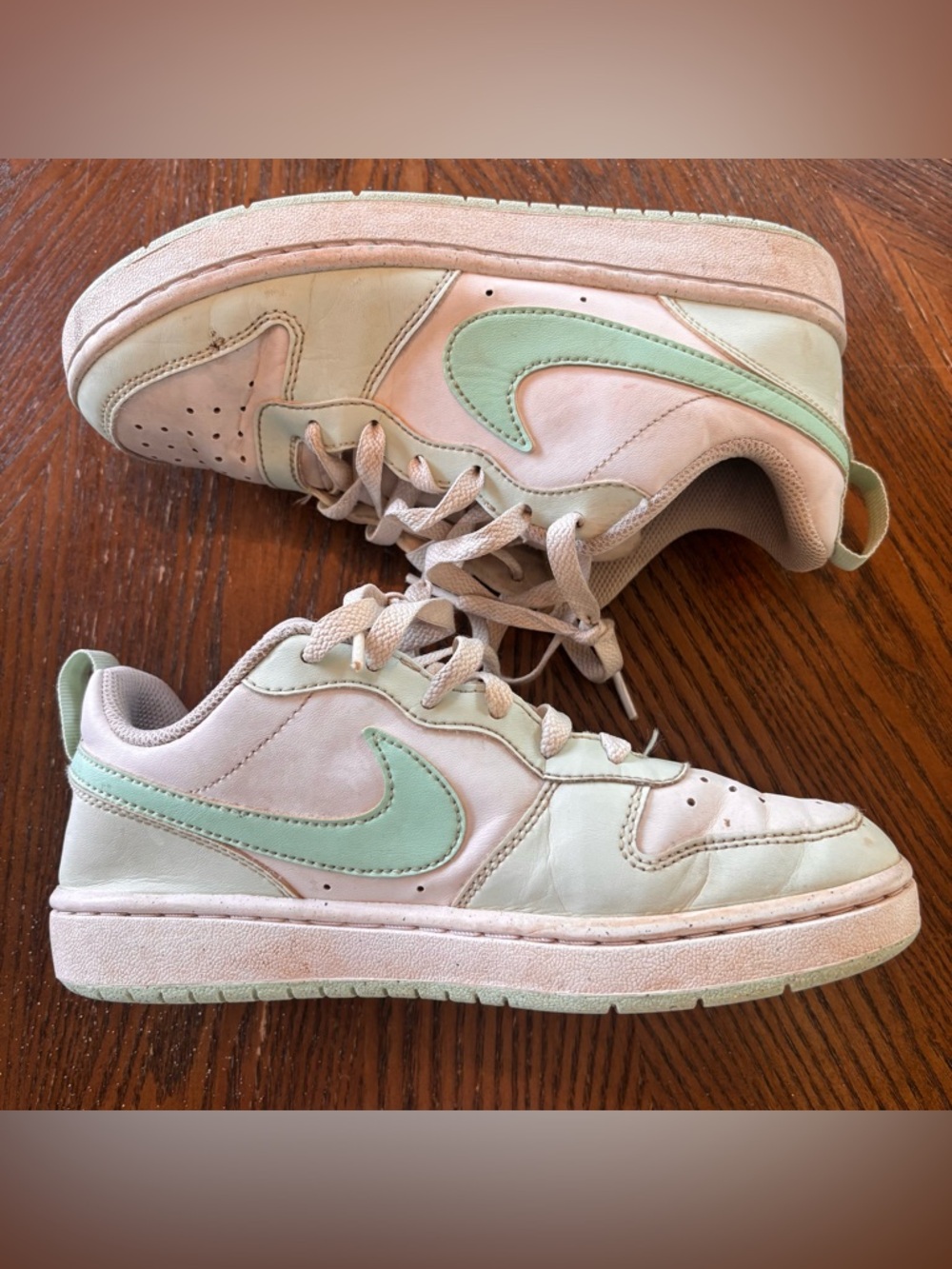 Nike Court vision Low Sneakers 4Y White Light Green Kids Youth Casual Shoes